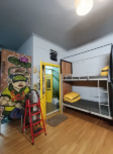 Viet Vintage Hostel & Pub Hotel berhampiran 36 Pho Phuong