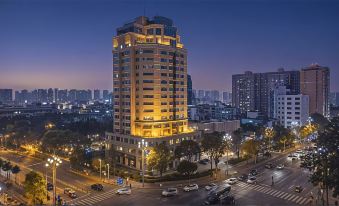Shifang Hongda Jinqiao Hotel