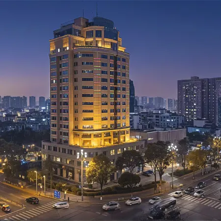 Shifang Hongda Jinqiao Hotel