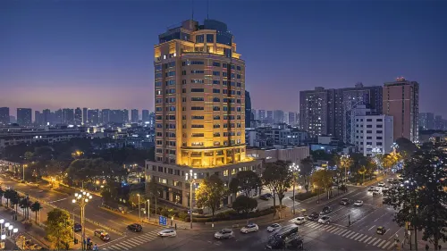 Shifang Hongda Jinqiao Hotel