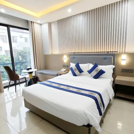 4 MUA HOTEL
