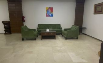 Gardenia Park Quraysh Hotel