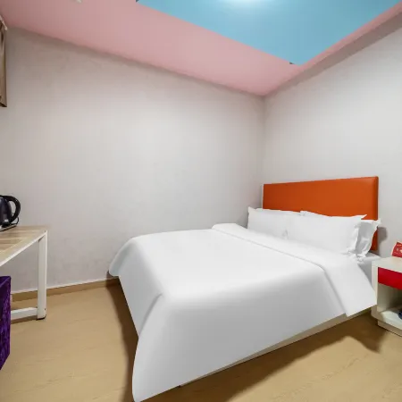 Yijia Hotel (Zhenjiang Jiangsu University)