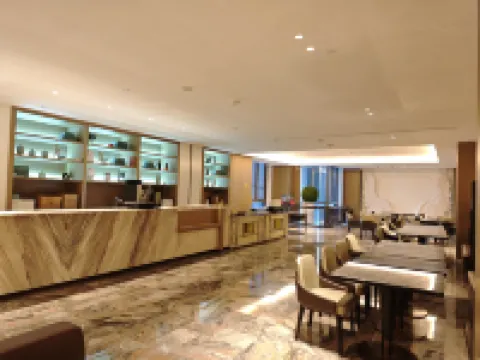 Dingzhou Xiangjiang Wanda Yuehua Hotel Hotels in Dingzhou