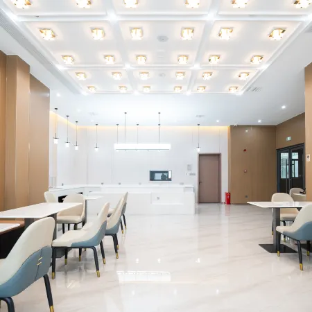 Yaste Hotel (Huanggang Xishui)