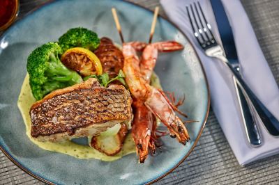 レストラン ホリデイ・イン ケアンズ ハーバーサイドの写真