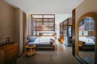 Shiwu · EverHill Onsen Retreat