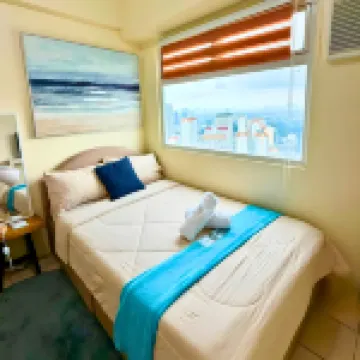 Cozy condo with amazing city view! Hotels near San Felipe Neri Parish Church - Poblacion, Mandaluyong City (Archdiocese of Manila)
