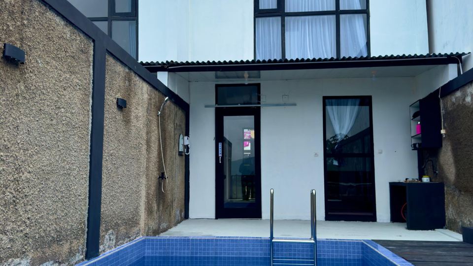 White peak private pool by Sunflower