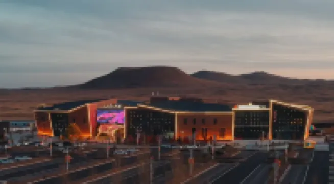 LAVA Tianyan Hot Spring Hotel فنادق في 