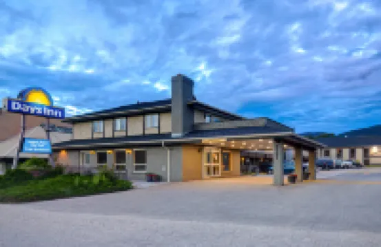 Days Inn by Wyndham Vernon