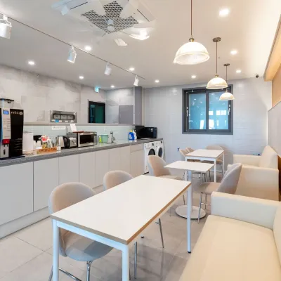春川休酒店 鄰近江原大學的酒店