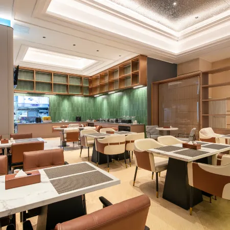 Huangting Hotel