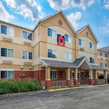 Studio 6 Extended Stay Philadelphia Malvern Swedesford Rd. PA Отели в г. Деволт