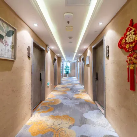 Nanwu Chushe · Xiaozhan (Xinhualian Square Branch)
