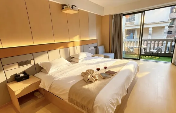 宜賓水木酒店（合江門冠英古街店）