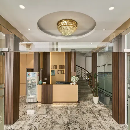 Linh Dan Hotel Phan Xich Long By Urban B Отели рядом с достопримечательностью «Конгресс-центр GEM Centre»