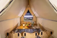 Wuyuan Xianyage·Yunshang Terrace Designer Homestay (Xiangan Ancient City Scenic Area Branch)