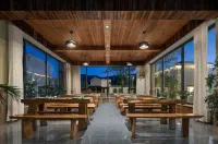 Narati Tingshan Youyuan Homestay (Nalati Scenic Area Store)