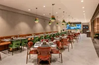 SkkyLight Lords Inn Nanded - breakfast