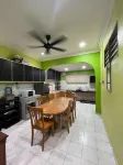 Anwar Kluang Homestay (Muslim Only)