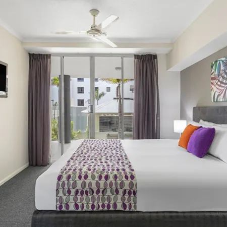 Park Regis City Quays