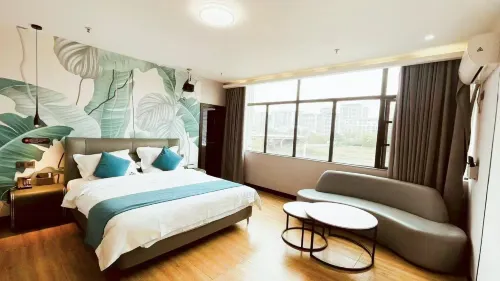 Anfu Aolai Hotel (Wugongshan Avenue)