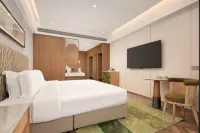 Yilong Holiday Hotel (Wanning Xinglong Tropical Garden Branch) - Mountain view