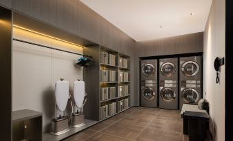 Atour Hotel (Ningbo Convention Center Hankyu )
