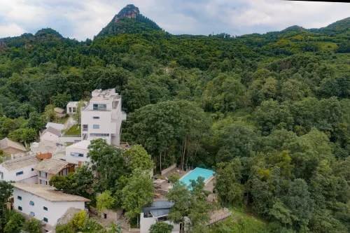 Zhiye Resort Hotel