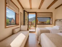 Chongyeji  Youli · VIEW VILLA Hidden Luxury Villa (Kanas New Village Branch) - parking