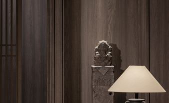 Moxun Chun Designer Hotel (Jiefangbei Hongyadong Branch Chongqing)