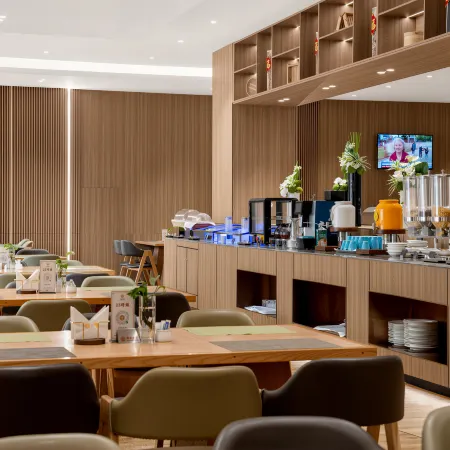 Intercity Hotel