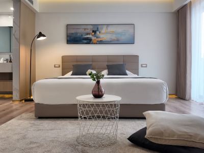 CC LUX Suites