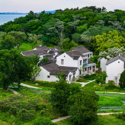 Xuwan·YUANYIN·Yeshan Island Yunlu Resort Hotel berhampiran Jambatan Taihu