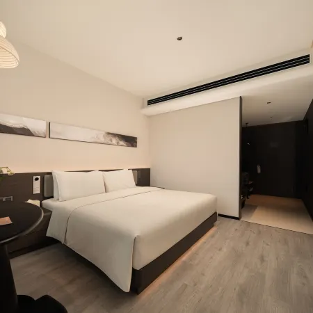 Shenyang Taoxian Airport Shenben Avenue Subway Station Atour Jianye Hotel