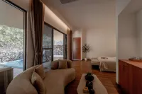 Xingyang Valley Hot Springs Luxury Tent Hotel - Mountain view