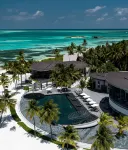 Madifushi Private Island - Free return domestic transfer (Min. 5 nights) - WLAN