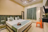 Ashok Villa | 4 BHK Villa in Mahabaleshwar - 주차장