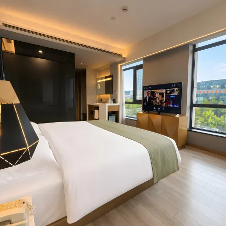 ReMai X Esports Hotel (East Yintai · Ningbo International Expo Center)