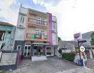 Sans Hotel FiFFa Pisang Kipas Malang - 3성급
