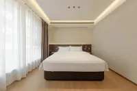 Floral · Daoyu Lin She Homestay - parking