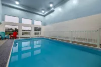 Days Inn by Wyndham Leamington - parking