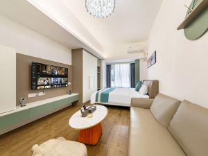 Shichen International Apartment (Shantou Vientiane City Branch Suning Plaza Branch)