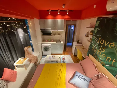 Zhangyou Boutique Apartment (Futian Port Branch)
