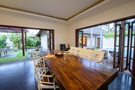 Nunia Boutique Villa