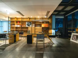 Chongdeli Zhuxia Hotel