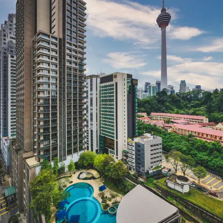 Santa Grand Signature Kuala Lumpur Отели рядом с достопримечательностью «Торговый комплекс Pertama»