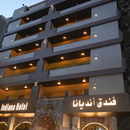 Indiana Hotel Отели рядом с достопримечательностью «Докки»