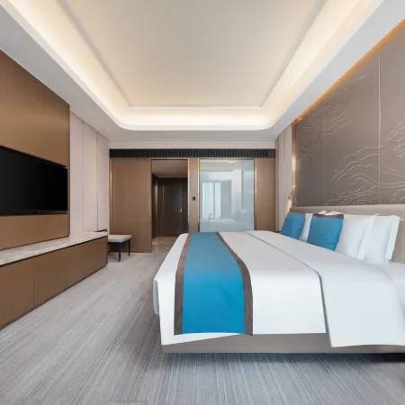 Longhui Friendship International Hotel